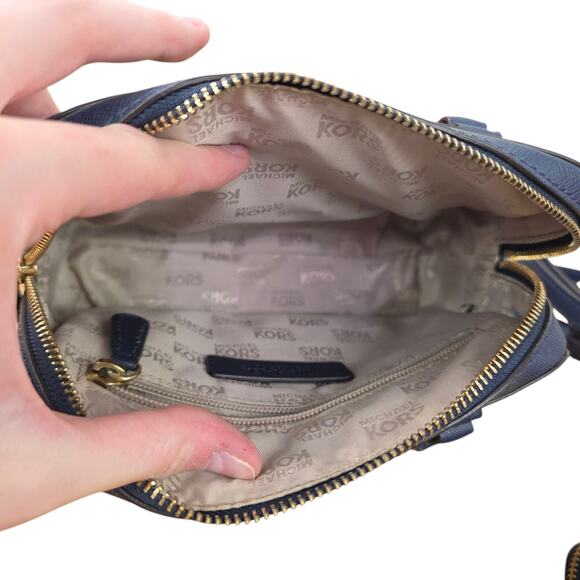 Michael Kors Navy Saffiano Leather Small Convertible Handbag and Wallet - Picture 4 of 12